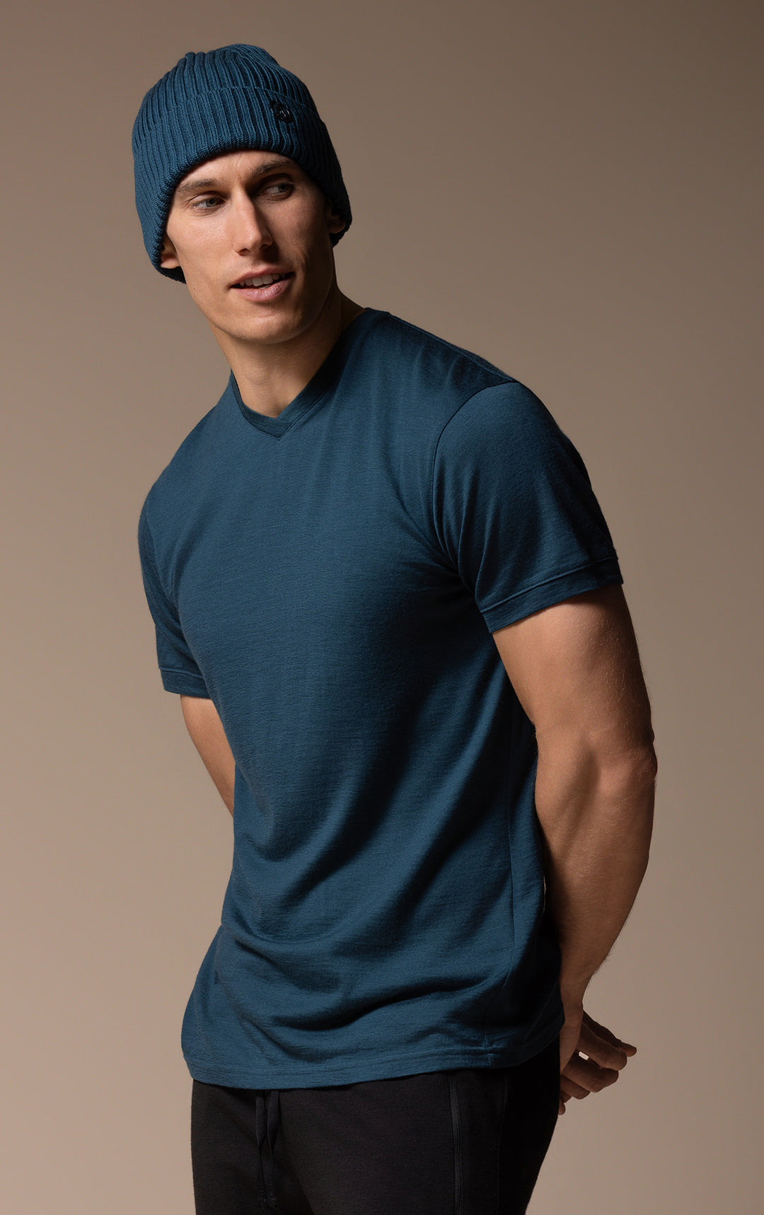 180GSM MERINO V TEE